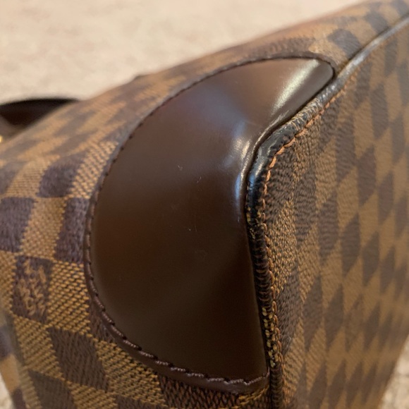 Authentic Louis Vuitton Hamstead PM - Picture 4 of 8